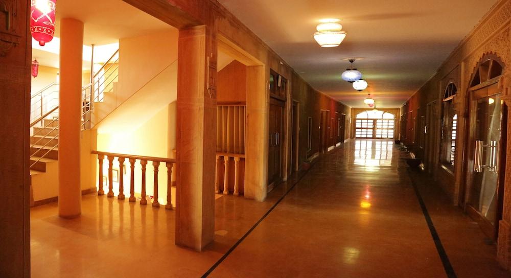 Golden Haveli Hotel 3*
